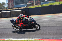 brands-hatch-photographs;brands-no-limits-trackday;cadwell-trackday-photographs;enduro-digital-images;event-digital-images;eventdigitalimages;no-limits-trackdays;peter-wileman-photography;racing-digital-images;trackday-digital-images;trackday-photos
